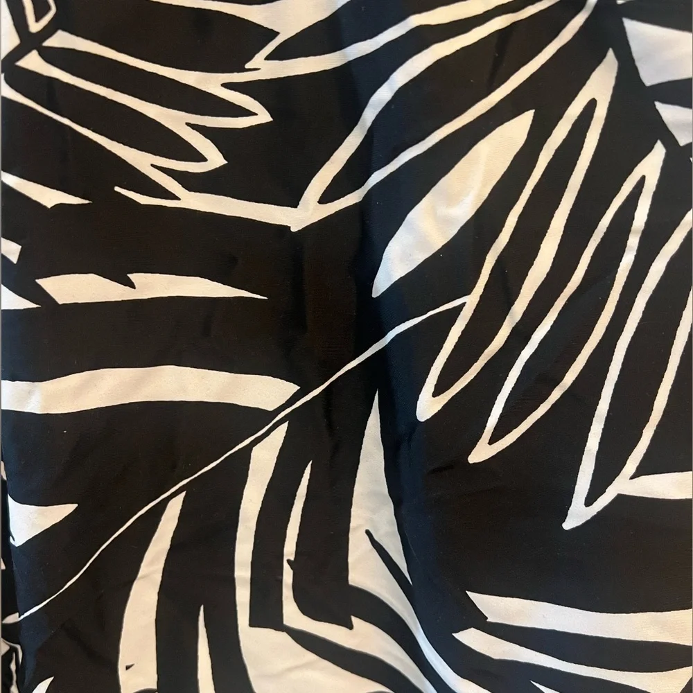 Sea & Sand Black & White Tropical Palm print suit one piece swim suit